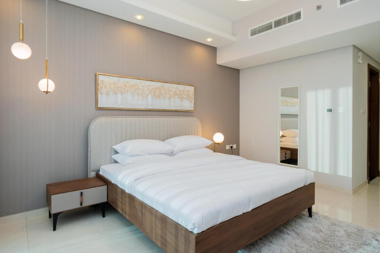Kasco Homes Waves Tower Business Bay Дубай Екстериор снимка