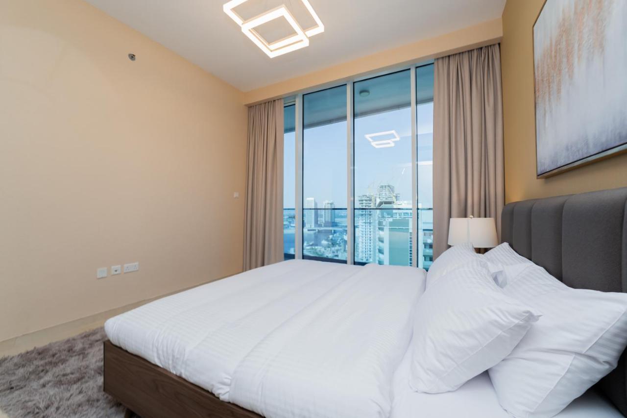 Kasco Homes Waves Tower Business Bay Дубай Екстериор снимка